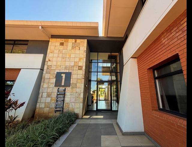 255M² OFFICE TO LET IN LA LUCIA RIDGE